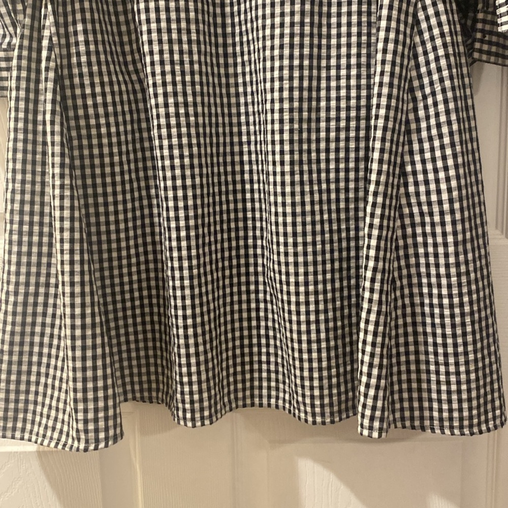 Lord and Taylor gingham shirt dress in petite small. - Picture 5 of 8